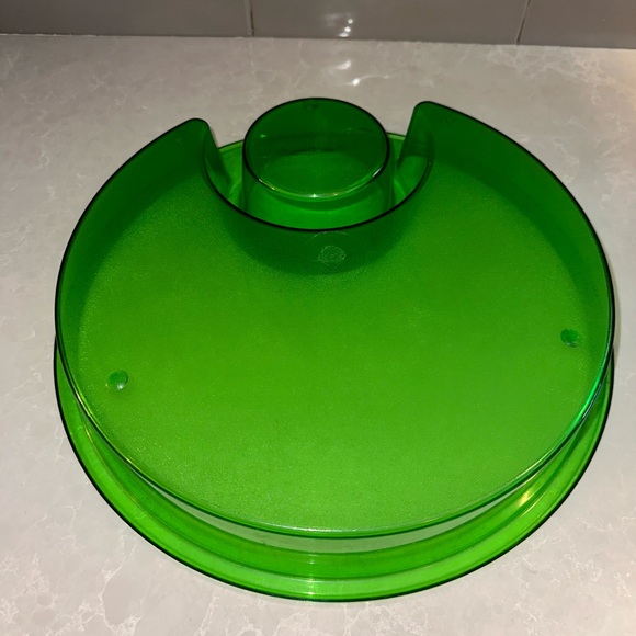 The Pampered Chef Green Acrylic Chip and Dip Serving Tray 2793 - Picture 4 of 4